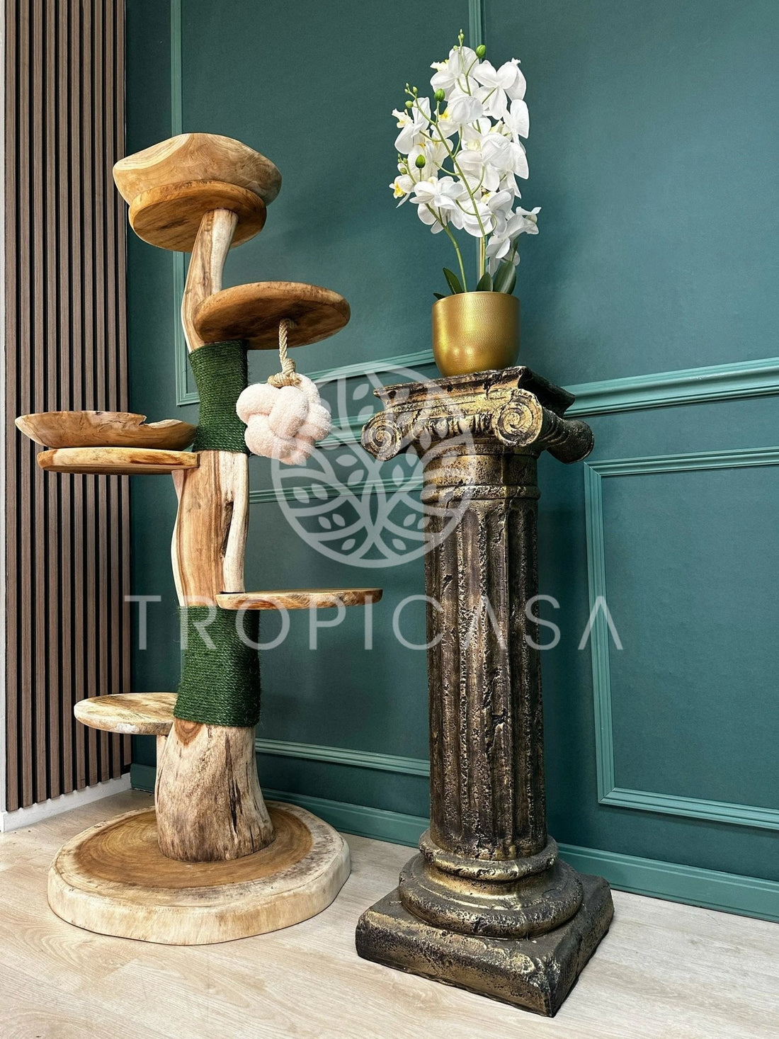 Complete Suar Houten Krabpaal met Groen Krabtouw, Schalen & Speeltje – 155 cm Hoog | Handgemaakt - TropiCasa.nl